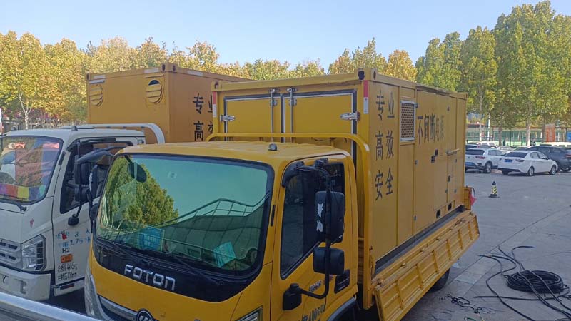 嘉黎柴油发电机组和UPS电源如何配合工作?